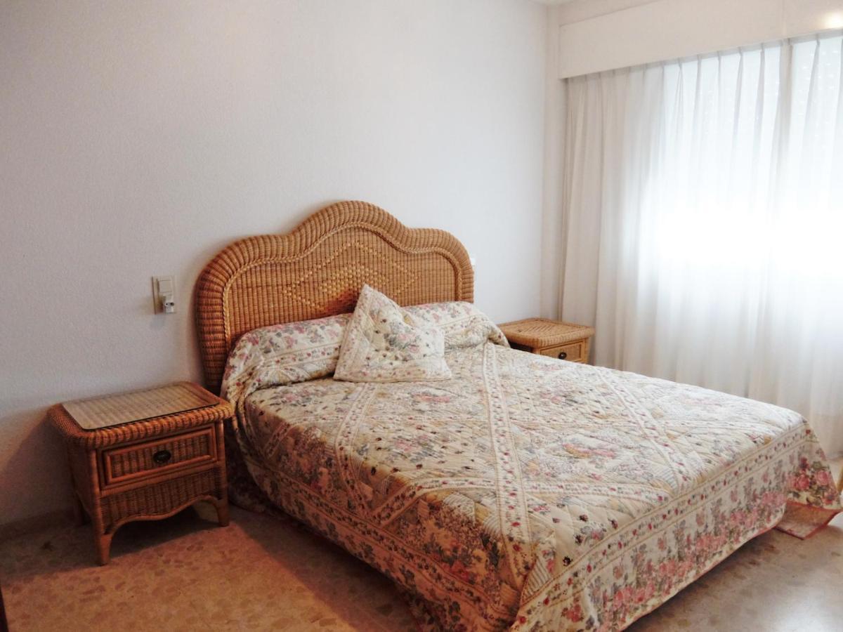 Apartament Parque Mota - Alquiler Solo A Familias Playa de Gandia Zewnętrze zdjęcie